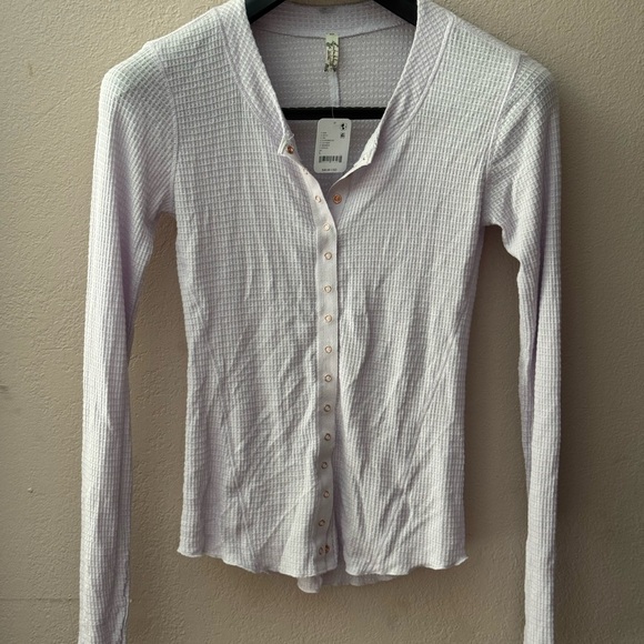 Free People White Long Sleeve Top with Red Accents - Picture 4 of 5